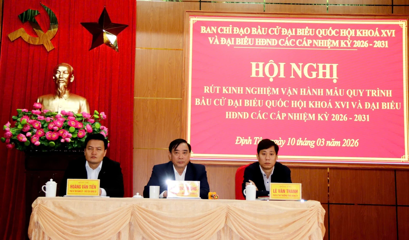 Xã Định Tân vận hành mẫu quy trình bỏ phiếu bầu cử 