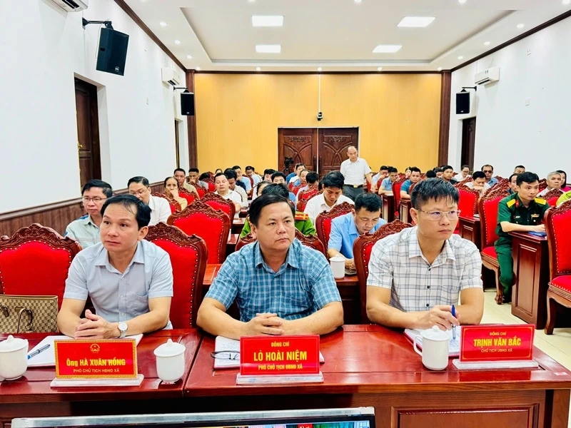 Cử tri kiến nghị đầu tư hạ tầng, tháo gỡ khó khăn cho các xã biên giới