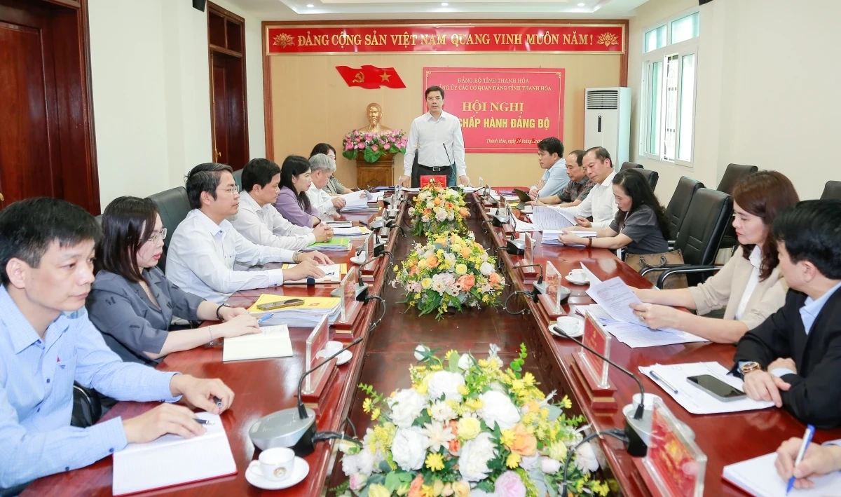 Ban Thường vụ Đảng ủy c&aacute;c cơ quan Đảng tỉnh cho &yacute; kiến, thảo luận thực hiện triển khai Nghị quyết Đại hội, nhiệm kỳ 2025-2030