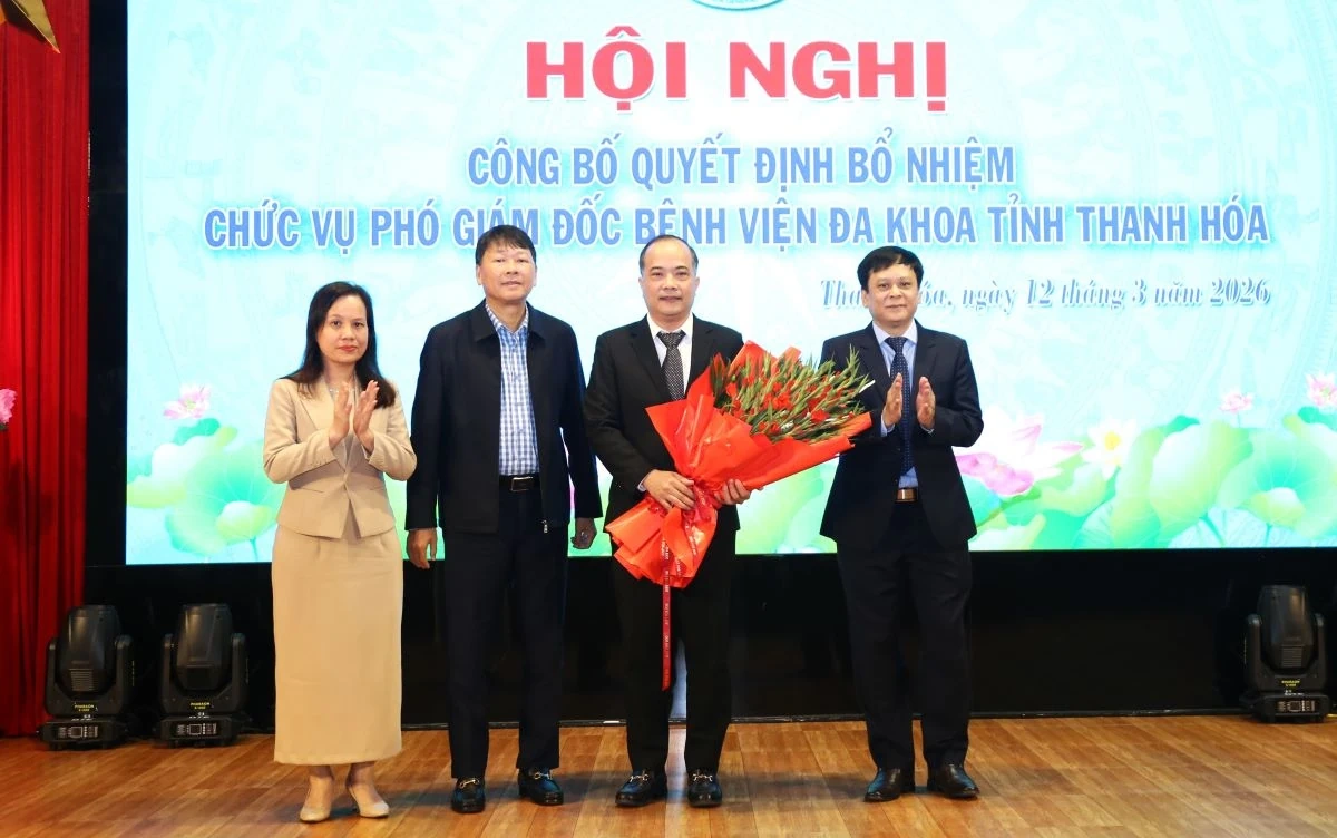 Bổ nhiệm Phó Giáo sư, Tiến sĩ Trương Thanh Tùng giữ chức Phó Giám đốc Bệnh viện Đa khoa tỉnh Thanh Hóa