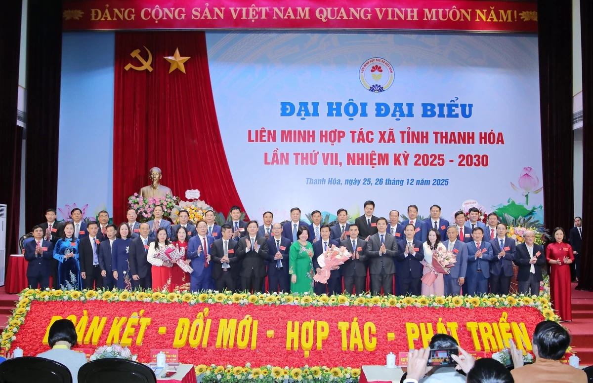 X&acirc;y dựng hệ thống Li&ecirc;n minh Hợp t&aacute;c x&atilde; tỉnh Thanh H&oacute;a vững mạnh, l&agrave; n&ograve;ng cốt th&uacute;c đẩy ph&aacute;t triển kinh tế tập thể