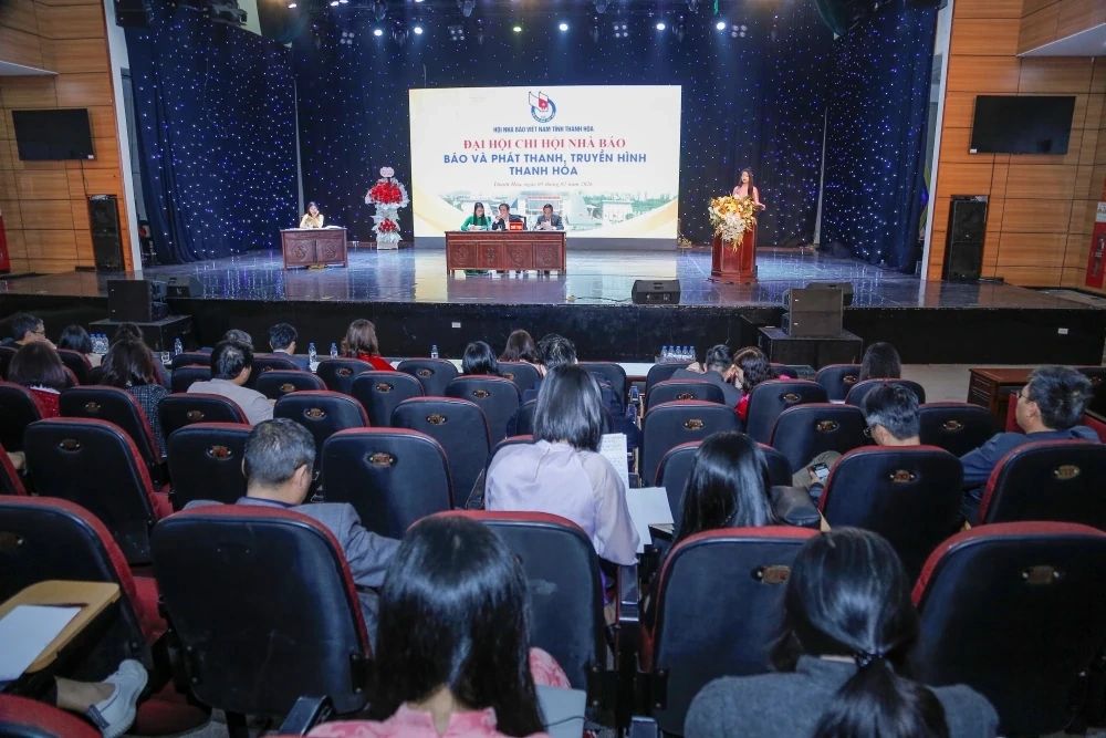 X&acirc;y dựng Chi hội Nh&agrave; b&aacute;o B&aacute;o v&agrave; Ph&aacute;t thanh, truyền h&igrave;nh Thanh H&oacute;a vững mạnh, chuy&ecirc;n nghiệp