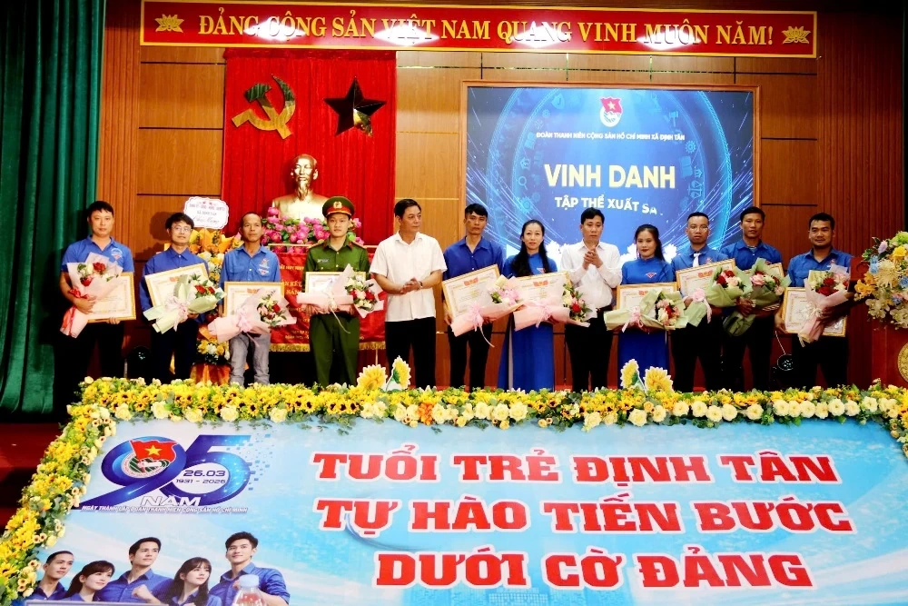 Đoàn TNCS Hồ Chí Minh xã Định Tân: Khơi dậy khát vọng cống hiến, xung kích đi đầu