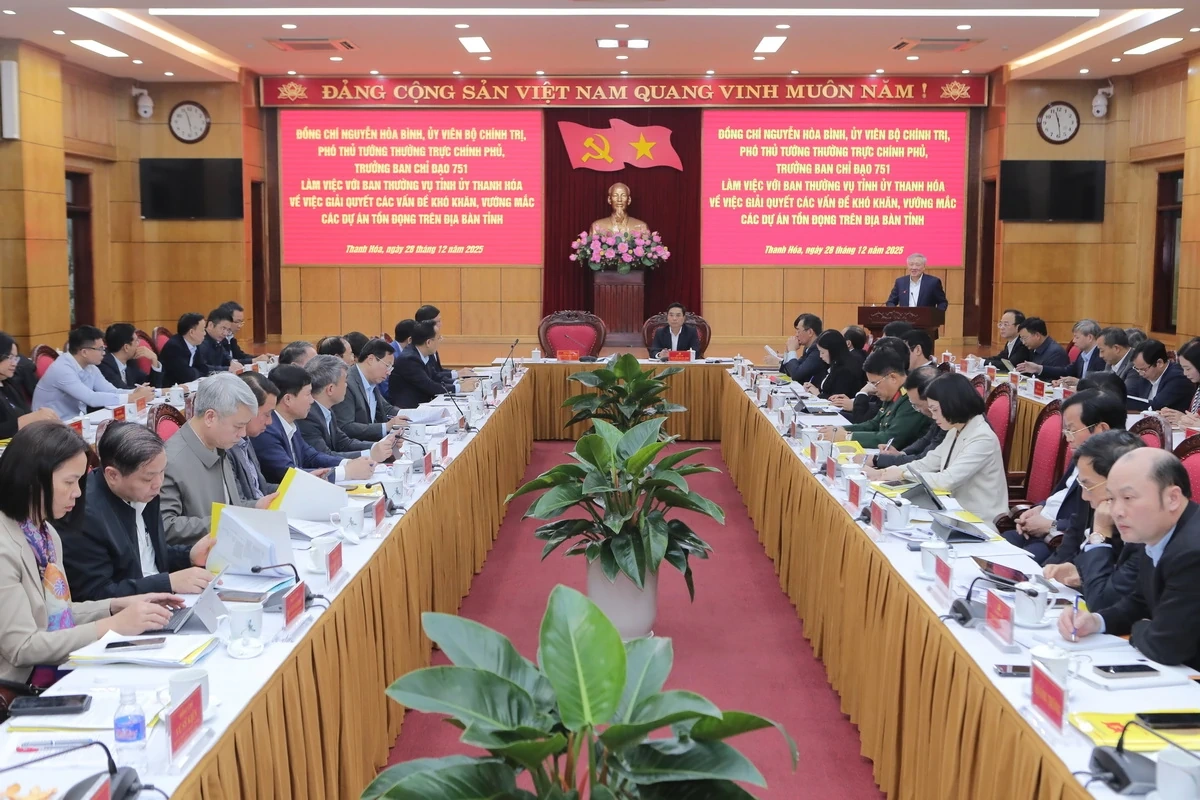 Xử l&yacute; dứt điểm c&aacute;c dự &aacute;n tồn đọng, tạo nguồn lực để tỉnh Thanh H&oacute;a ph&aacute;t triển bền vững