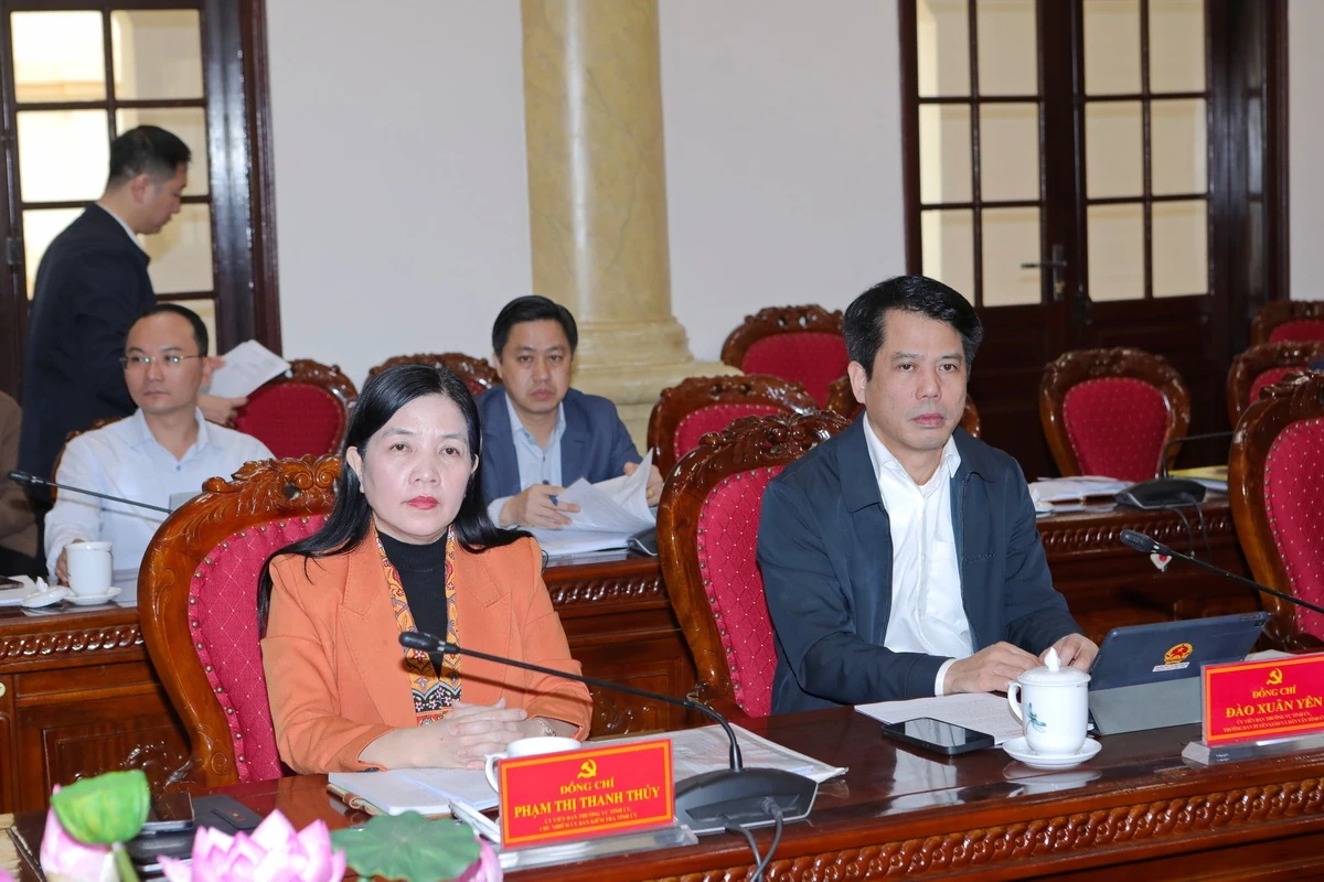 R&agrave; so&aacute;t tổng thể c&aacute;c c&ocirc;ng tr&igrave;nh giao th&ocirc;ng v&agrave; dự &aacute;n sử dụng đất tr&ecirc;n địa b&agrave;n tỉnh