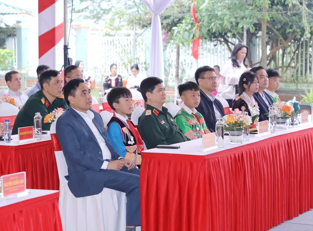 Khởi công Trường phổ thông nội trú liên cấp Tiểu học và Trung học cơ sở Nhi Sơn