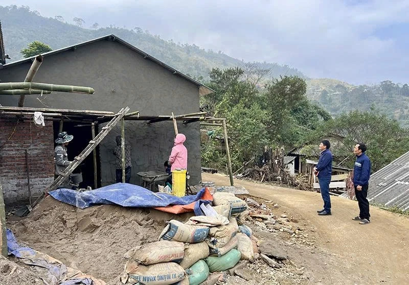 Đồng b&agrave;o M&ocirc;ng một l&ograve;ng theo Đảng - Kh&aacute;t vọng đổi đời từ n&uacute;i cao (B&agrave;i cuối): Chi bộ mạnh - bản l&agrave;ng đổi thay