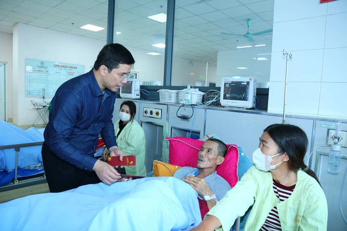 Xuân yêu thương - Tết sum vầy tại Bệnh viện Ung bướu tỉnh Thanh Hóa