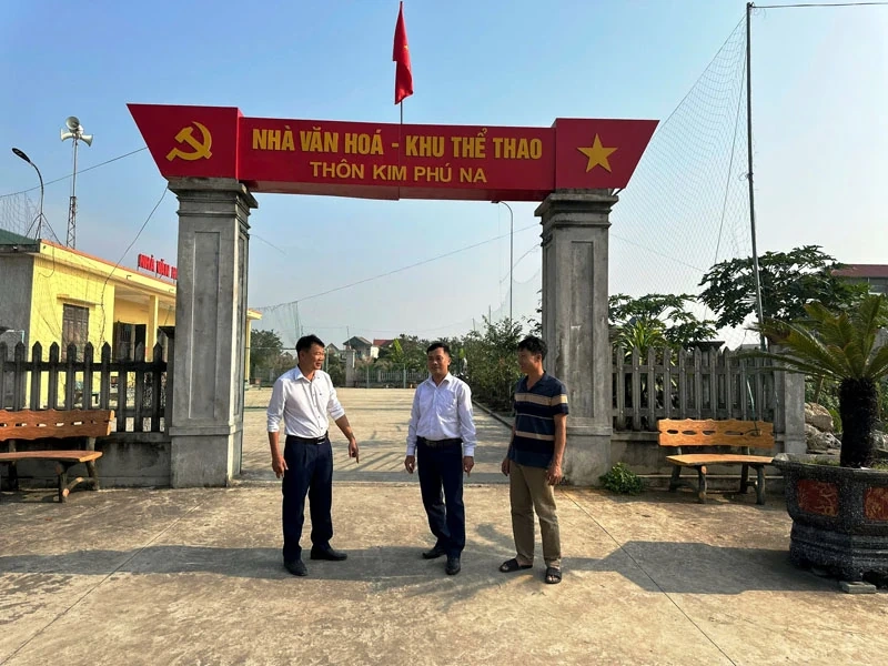 H&agrave; Trung đề cao vai tr&ograve; n&ecirc;u gương của c&aacute;n bộ, đảng vi&ecirc;n