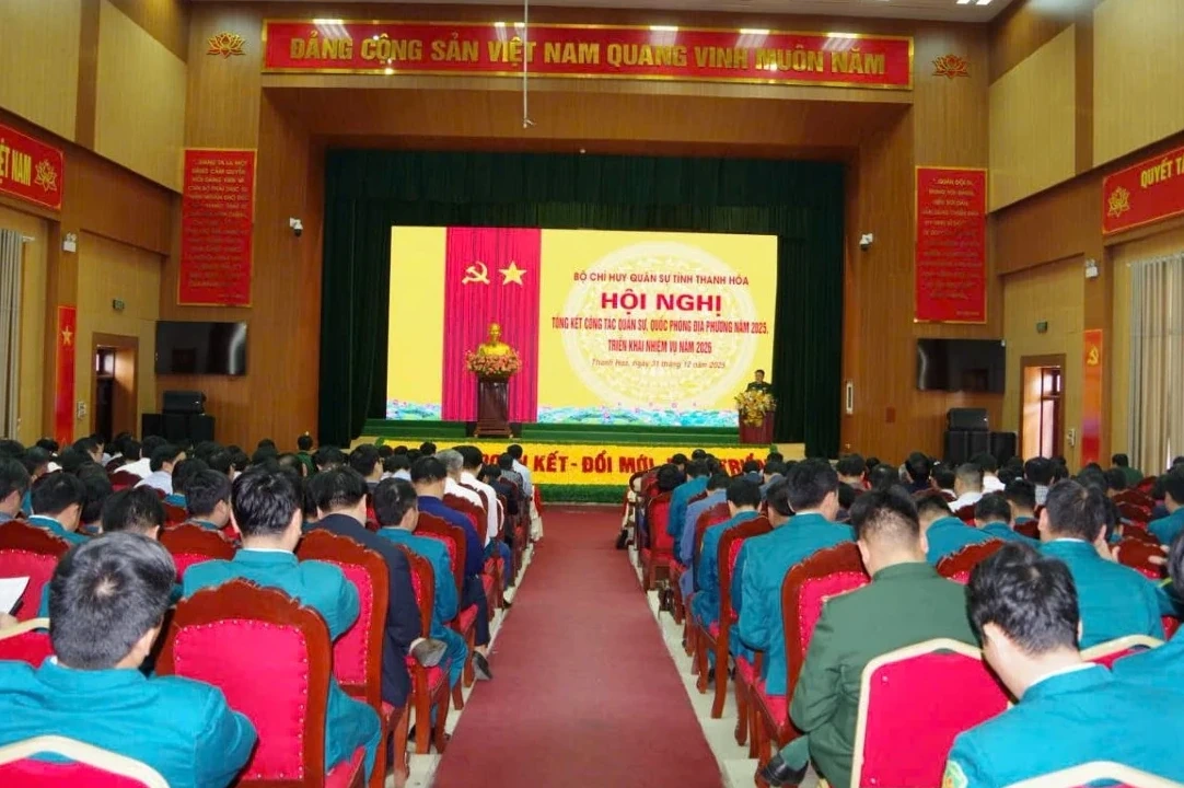 Tổng kết c&ocirc;ng t&aacute;c qu&acirc;n sự, quốc ph&ograve;ng địa phương năm 2025