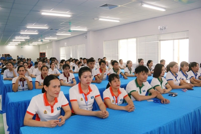 Phát động phong trào thi đua “Lao động giỏi, năng suất cao, thu nhập tốt” giai đoạn 2026-2031