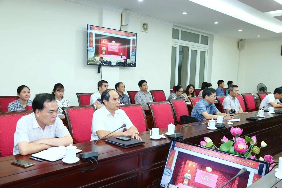 Bế giảng lớp bồi dưỡng nâng cao năng lực xử lý tình huống thực tiễn cho cán bộ cơ sở