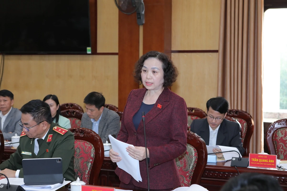 Tạo kh&iacute; thế v&agrave; niềm tin trong Nh&acirc;n d&acirc;n hướng về ng&agrave;y hội non s&ocirc;ng