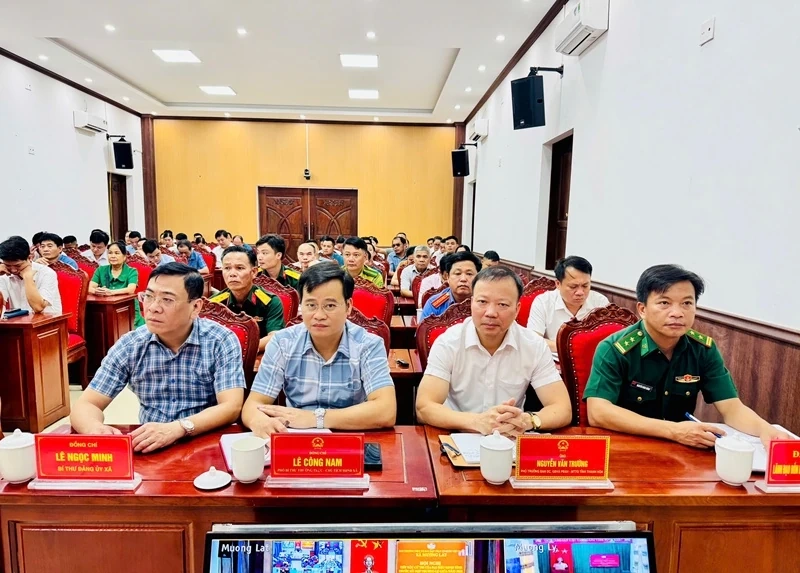 Cử tri kiến nghị đầu tư hạ tầng, tháo gỡ khó khăn cho các xã biên giới