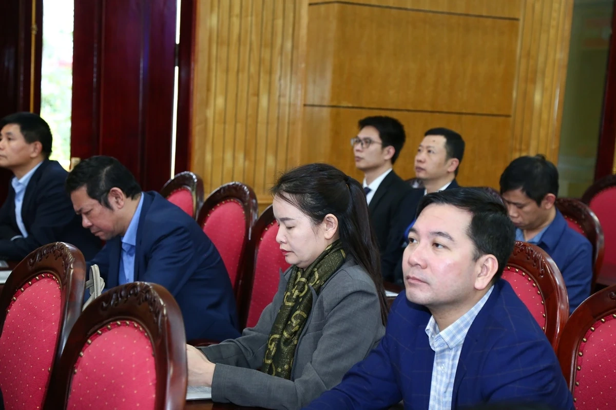 X&acirc;y dựng đội ngũ c&aacute;n bộ ng&agrave;nh Nội ch&iacute;nh Đảng li&ecirc;m ch&iacute;nh, bản lĩnh, trung th&agrave;nh, tr&aacute;ch nhiệm v&agrave; chuy&ecirc;n nghiệp