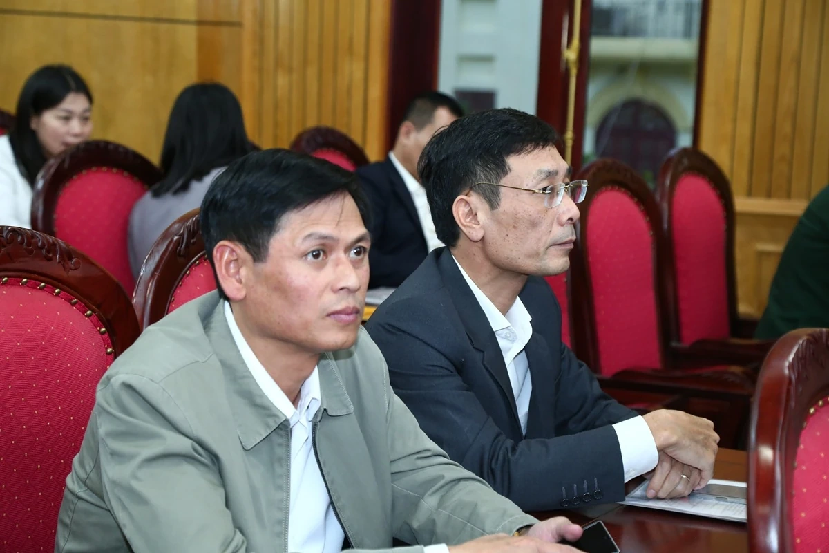 X&acirc;y dựng đội ngũ c&aacute;n bộ ng&agrave;nh Nội ch&iacute;nh Đảng li&ecirc;m ch&iacute;nh, bản lĩnh, trung th&agrave;nh, tr&aacute;ch nhiệm v&agrave; chuy&ecirc;n nghiệp