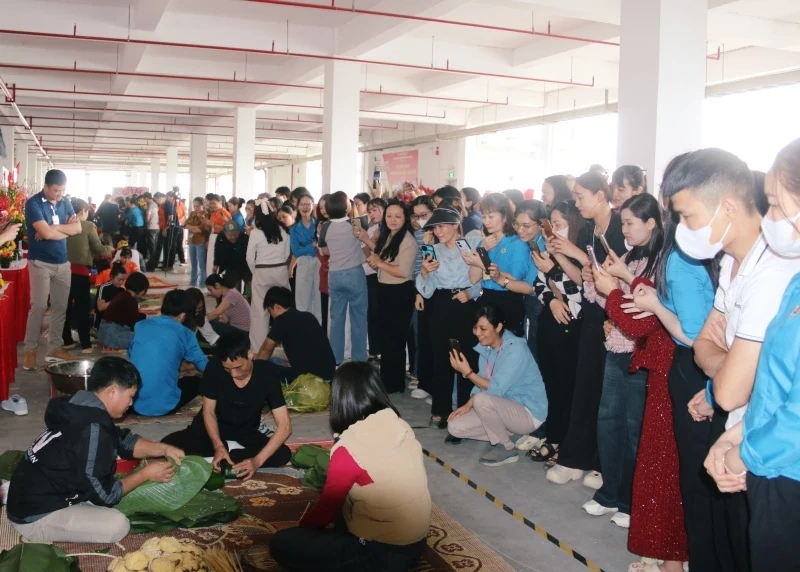 C&ocirc;ng ty TNHH Giầy Rollsport Việt Nam tổ chức chương tr&igrave;nh &ldquo;Tết sum vầy - Xu&acirc;n ơn Đảng&rdquo; năm 2026