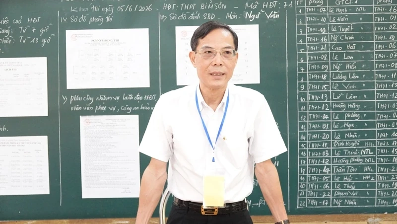 Phó Chủ tịch UBND tỉnh Đầu Thanh Tùng kiểm tra công tác tổ chức thi vào lớp 10 THPT năm học 2026-2027