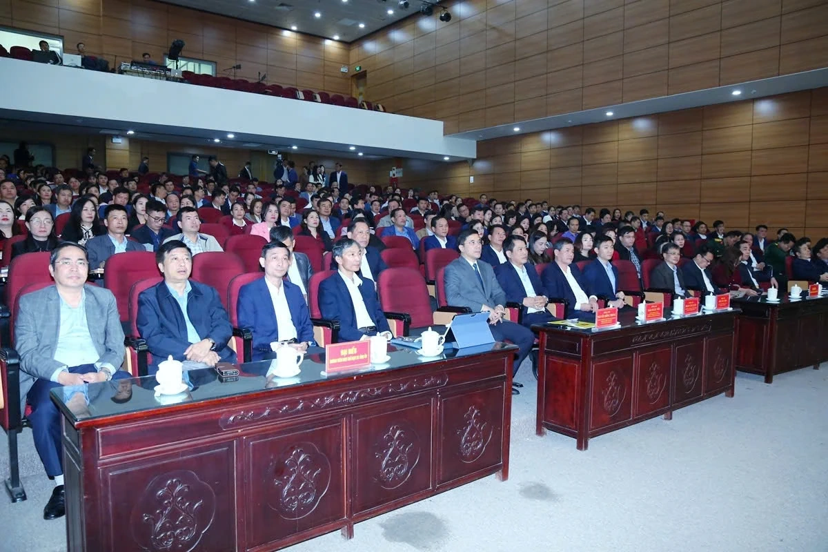 Tích cực lan tỏa những hình ảnh đẹp, đấu tranh, phản bác thông tin sai sự thật, xấu độc