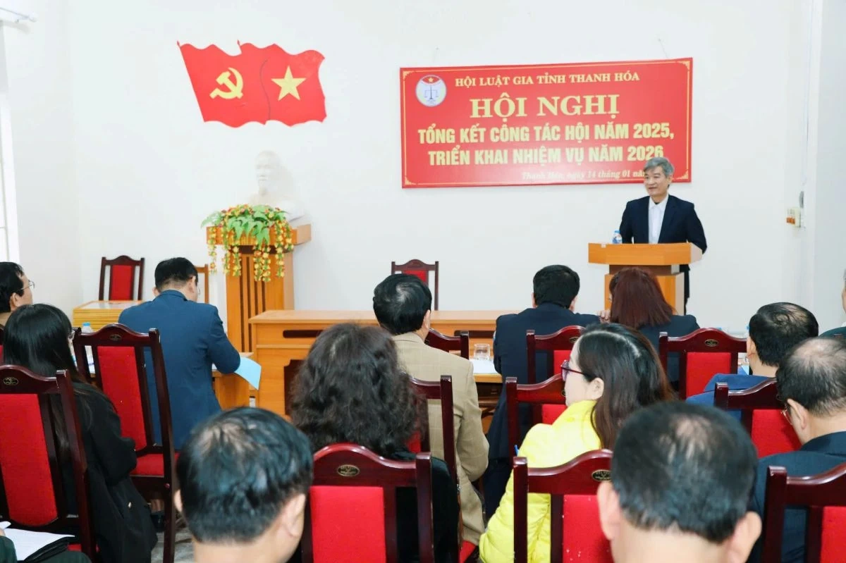 Hội Luật gia tỉnh Thanh H&oacute;a nhận Bằng khen của Chủ tịch Hội Luật gia Việt Nam