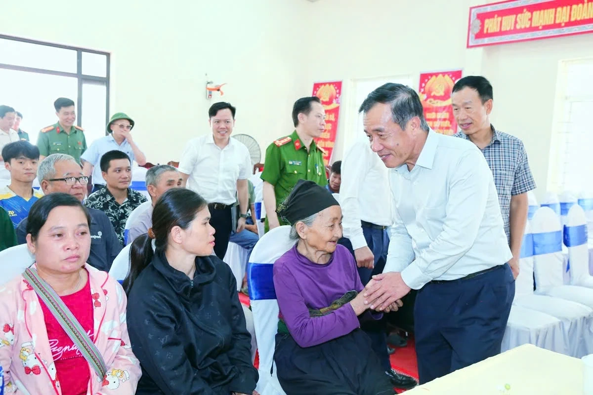 Bí thư Tỉnh ủy Lê Đức Thái thăm, làm việc tại 5 xã miền núi