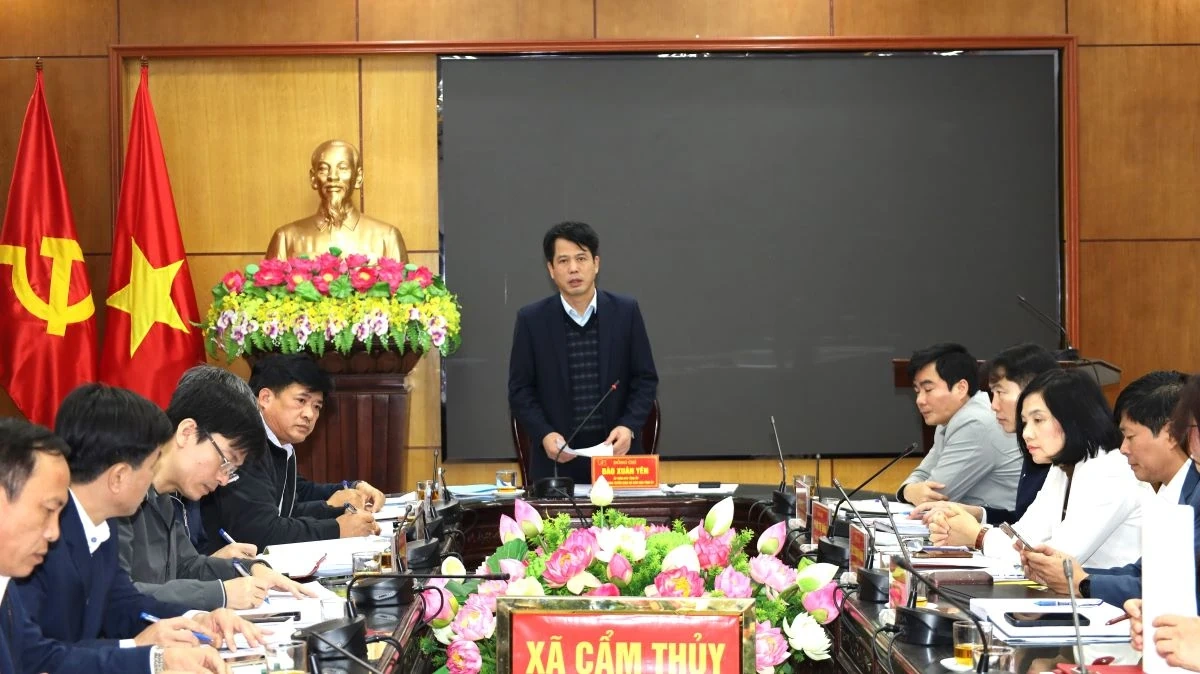 Trưởng ban Tuy&ecirc;n gi&aacute;o v&agrave; D&acirc;n vận Tỉnh ủy gi&aacute;m s&aacute;t việc l&atilde;nh đạo, chỉ đạo, tổ chức thực hiện c&ocirc;ng t&aacute;c bầu cử tại 5 x&atilde;