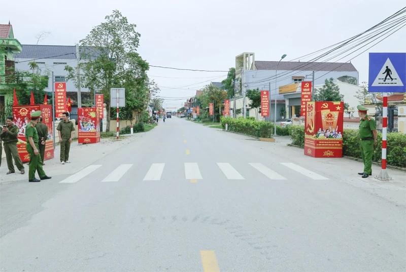 Các xã, phường triển khai công tác bảo đảm ATGT phục vụ bầu cử