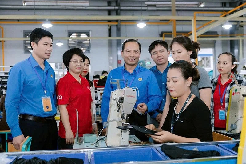 X&acirc;y dựng C&ocirc;ng đo&agrave;n Thanh H&oacute;a vững mạnh to&agrave;n diện, đồng h&agrave;nh c&ugrave;ng người lao động v&agrave; doanh nghiệp