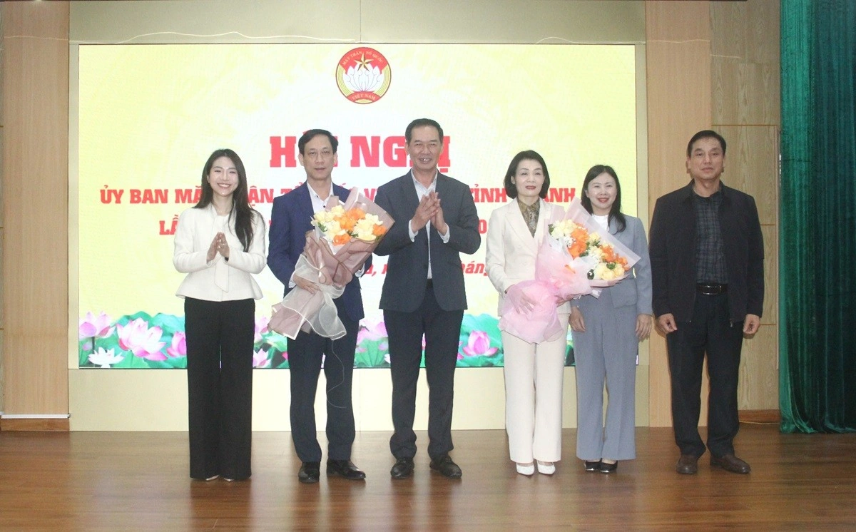 Đồng ch&iacute; Đỗ Thị To&aacute;n giữ chức Ph&oacute; Chủ tịch Thường trực Ủy ban MTTQ tỉnh