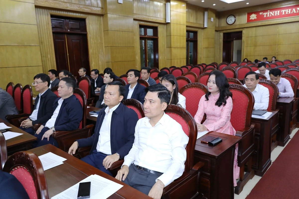 Thống nhất cao với Chương trình hành động thực hiện Nghị quyết Đại hội XIV của Đảng và Nghị quyết Đại hội Đảng bộ tỉnh nhiệm kỳ 2025-2030