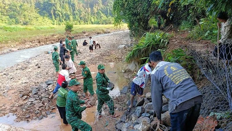 D&acirc;n vận kh&eacute;o g&oacute;p phần bảo vệ bi&ecirc;n cương