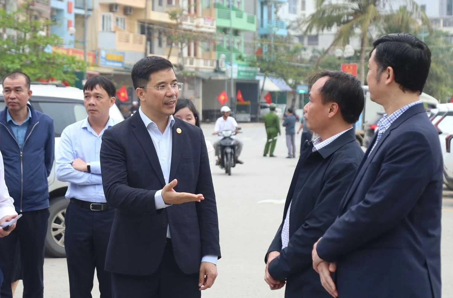 Tập trung chấn chỉnh tình trạng lộn xộn tại các bãi trông giữ xe miễn phí trên địa bàn phường Sầm Sơn