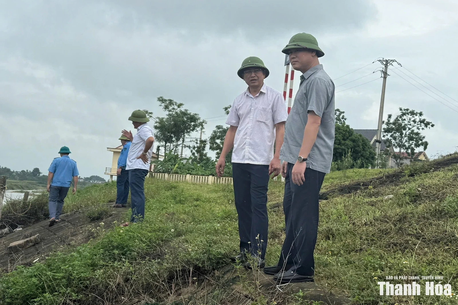 Bảo đảm an toàn các trọng điểm đê điều xung yếu trong mùa mưa lũ