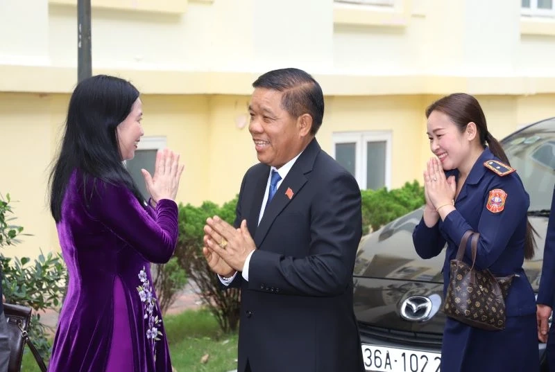 Đoàn đại biểu Ủy ban Kiểm tra - Thanh tra tỉnh Hủa Phăn thăm, chúc tết Ủy ban Kiểm tra Tỉnh ủy và Thanh tra tỉnh Thanh Hóa