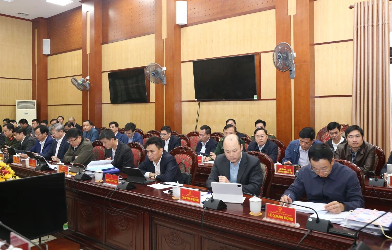 Tập trung cụ thể h&oacute;a c&aacute;c mục ti&ecirc;u, nhiệm vụ, giải ph&aacute;p ph&aacute;t triển kinh tế - x&atilde; hội năm 2026