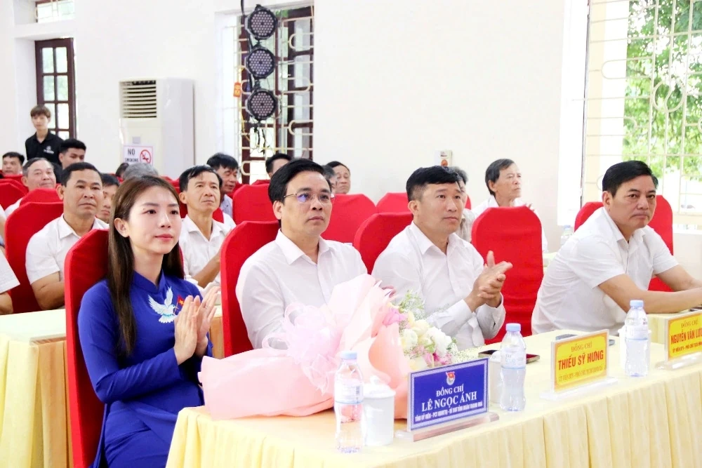 Đoàn TNCS Hồ Chí Minh xã Định Tân: Khơi dậy khát vọng cống hiến, xung kích đi đầu