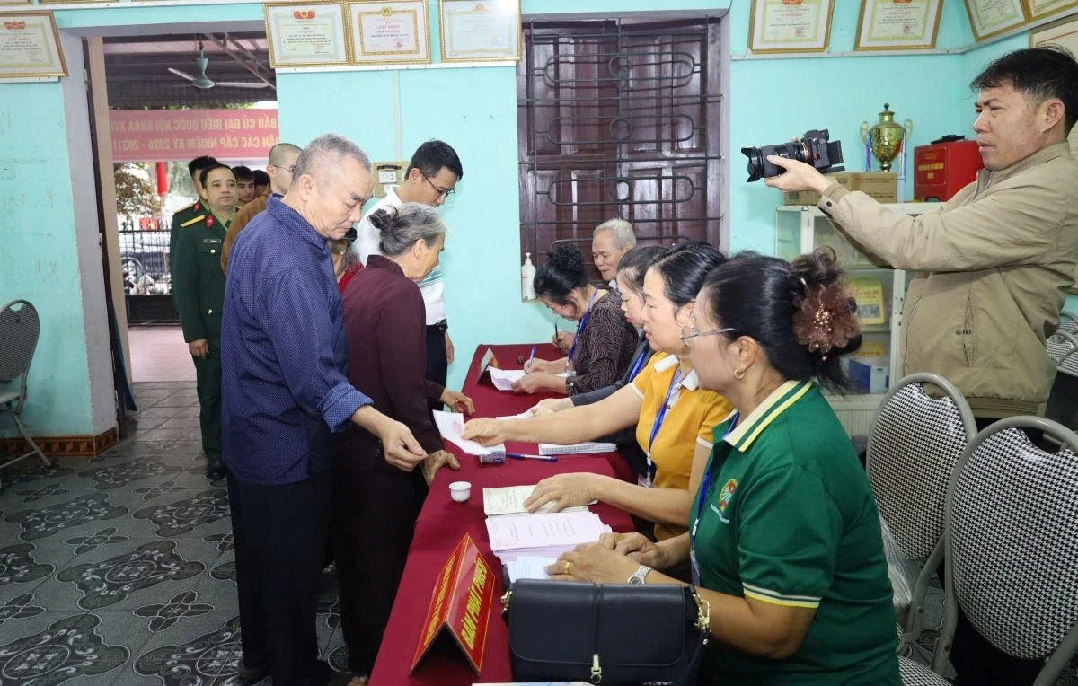 Ngày bầu cử 15/3: Cử tri toàn tỉnh “Chung ngày hội lớn”