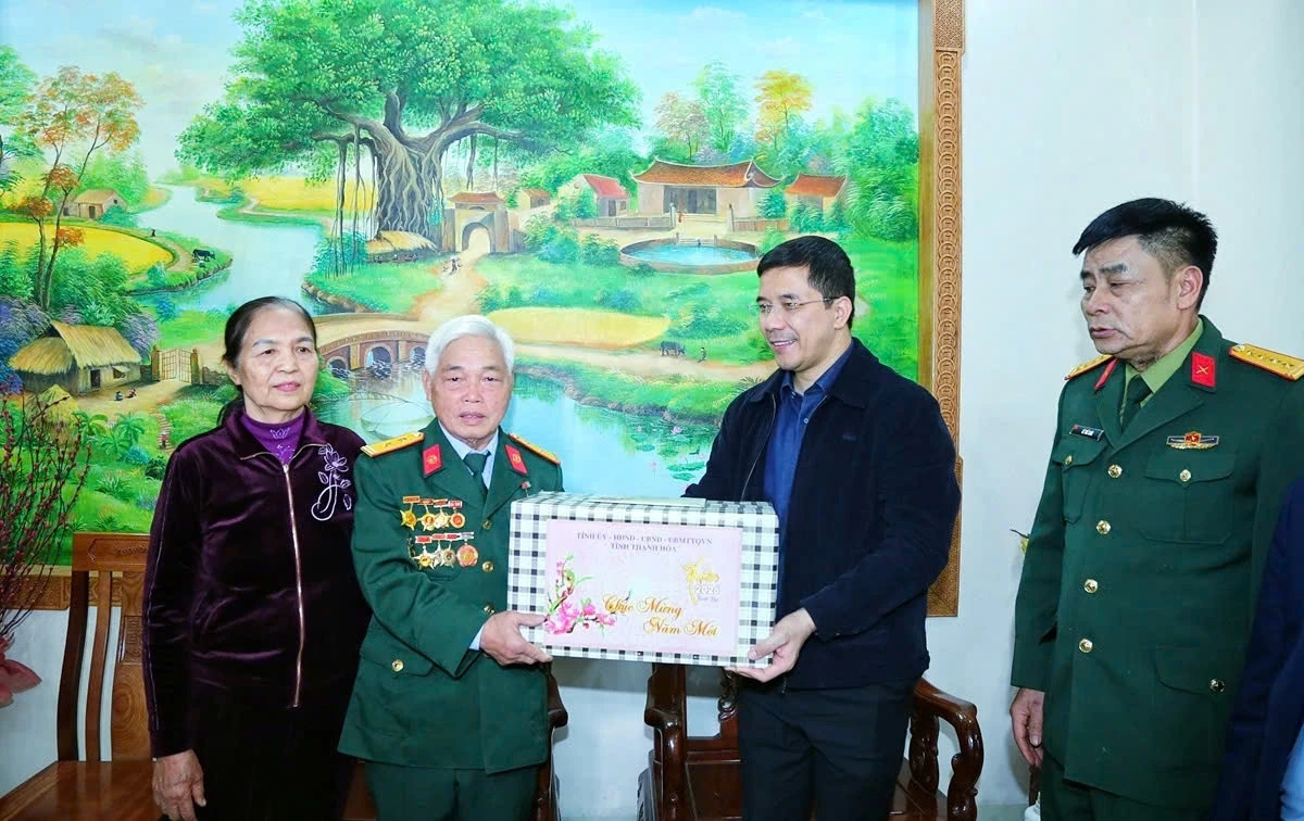 Quan t&acirc;m chăm lo cho c&aacute;c đối tượng ch&iacute;nh s&aacute;ch, người cao tuổi, hộ c&oacute; ho&agrave;n cảnh kh&oacute; khăn