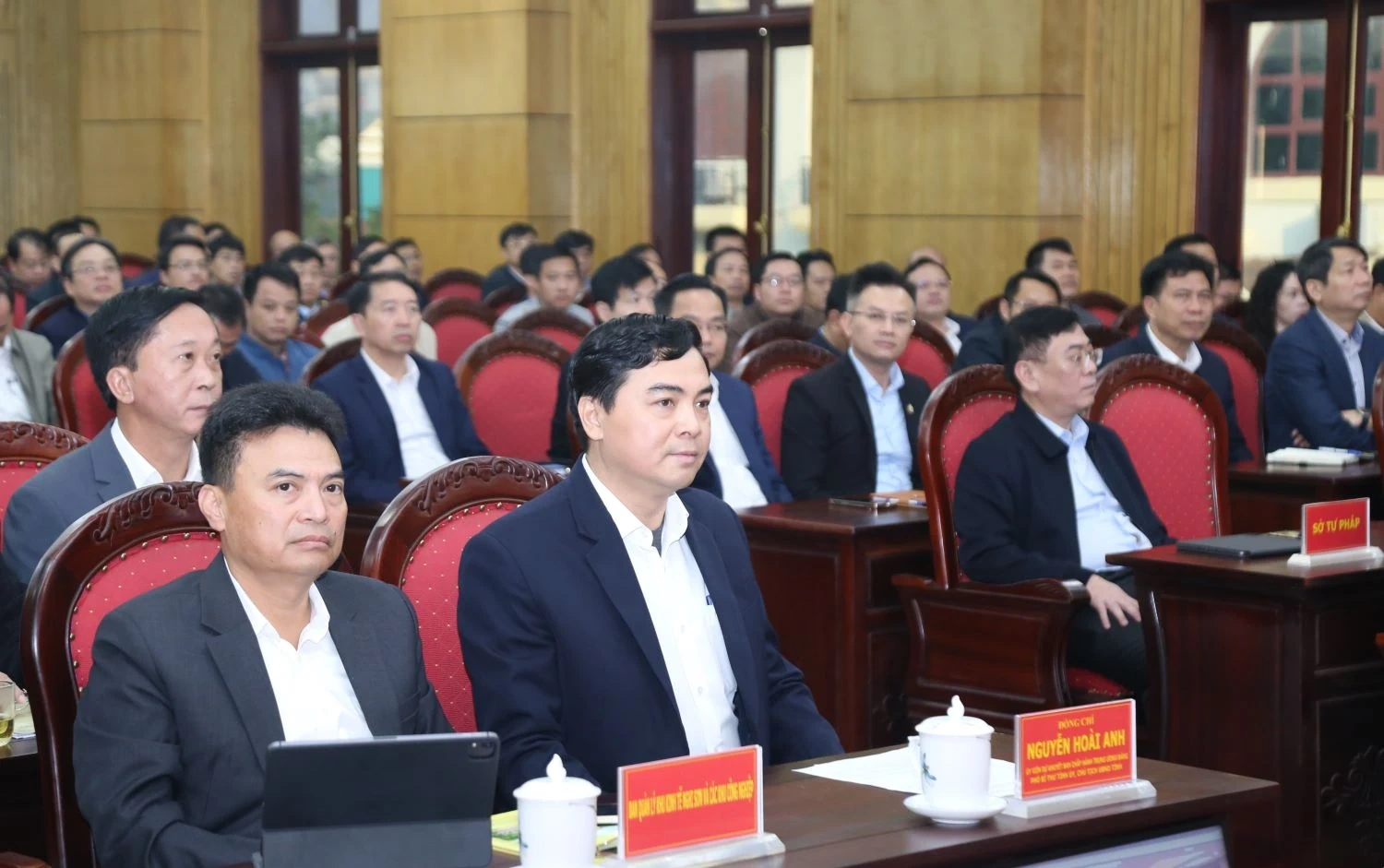 Triển khai c&aacute;c nhiệm vụ ph&aacute;t triển kinh tế tr&ecirc;n tinh thần quyết t&acirc;m, quyết liệt, bảo đảm hiệu quả, thực chất