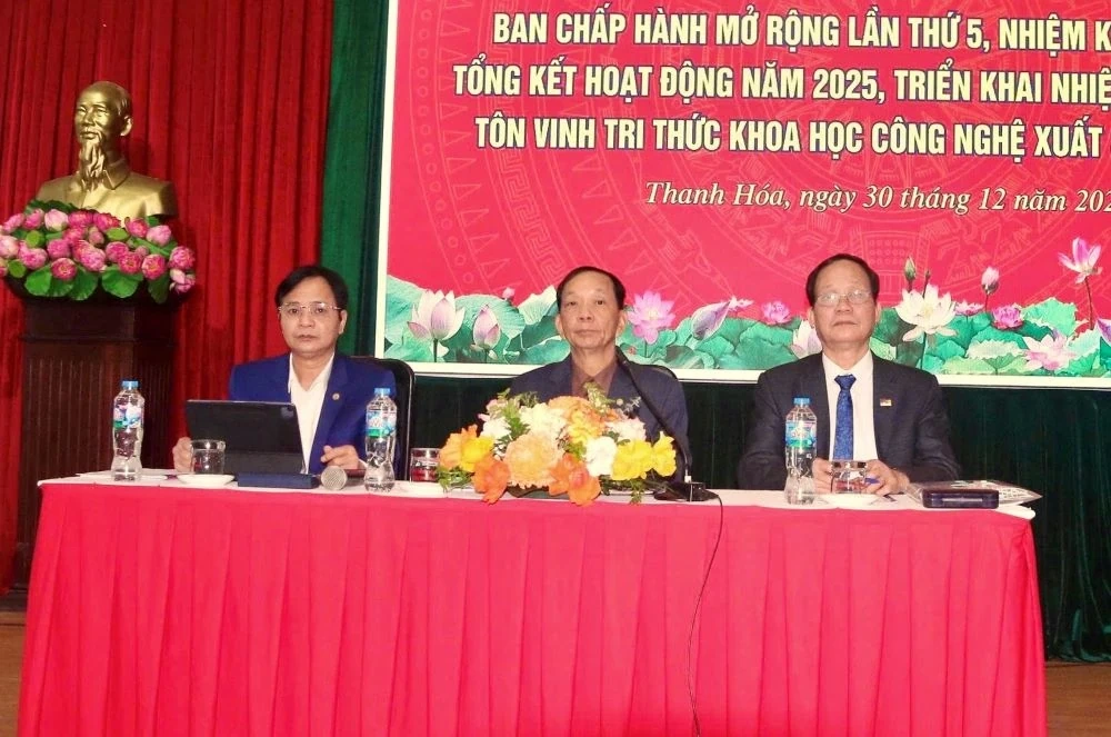 Đổi mới phương thức hoạt động, n&acirc;ng cao hiệu quả tư vấn, phản biện x&atilde; hội