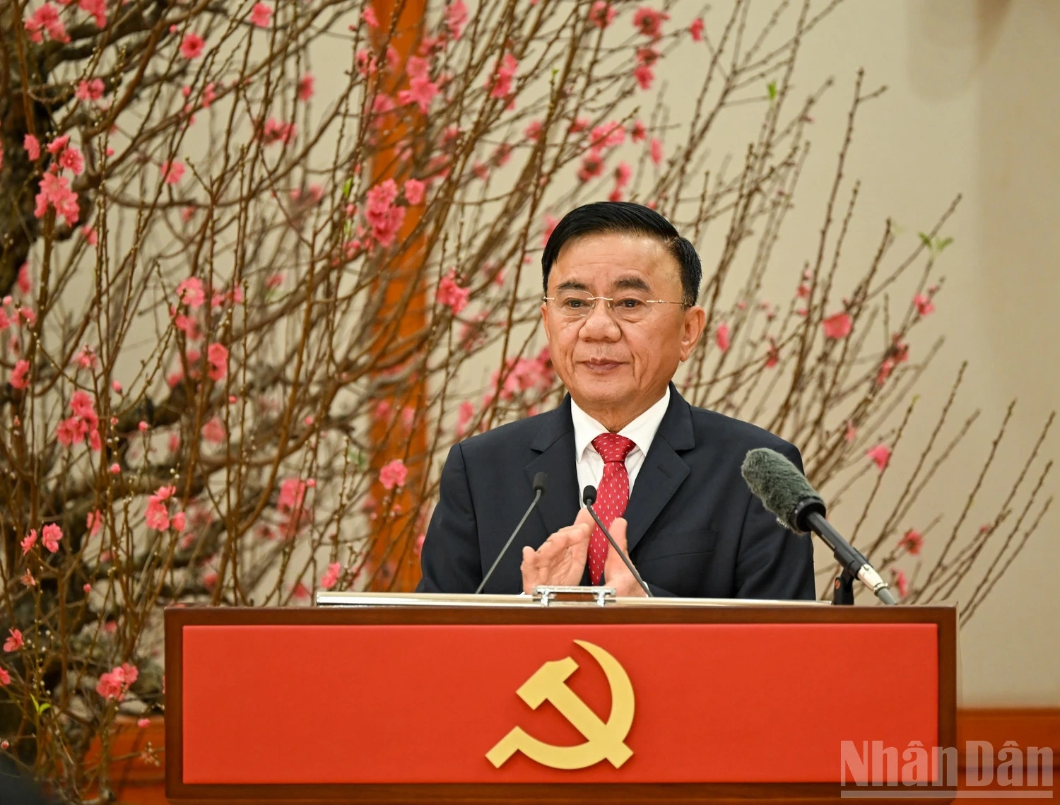 Trao Huy hiệu 45 năm tuổi Đảng, tặng đồng chí Tổng Bí thư Tô Lâm