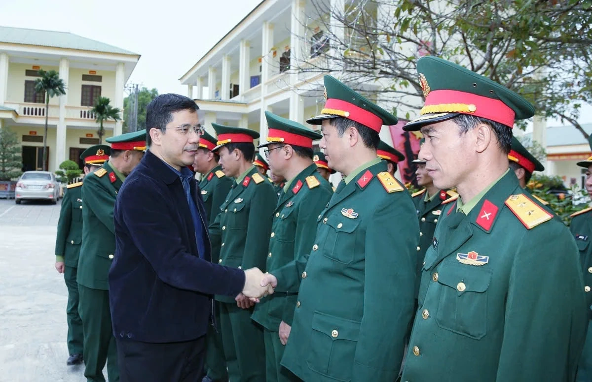 Quan t&acirc;m chăm lo cho c&aacute;c đối tượng ch&iacute;nh s&aacute;ch, người cao tuổi, hộ c&oacute; ho&agrave;n cảnh kh&oacute; khăn