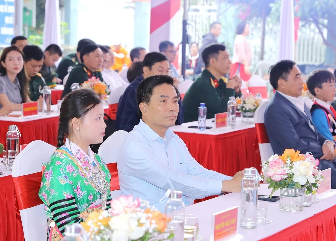 Khởi công Trường phổ thông nội trú liên cấp Tiểu học và Trung học cơ sở Nhi Sơn