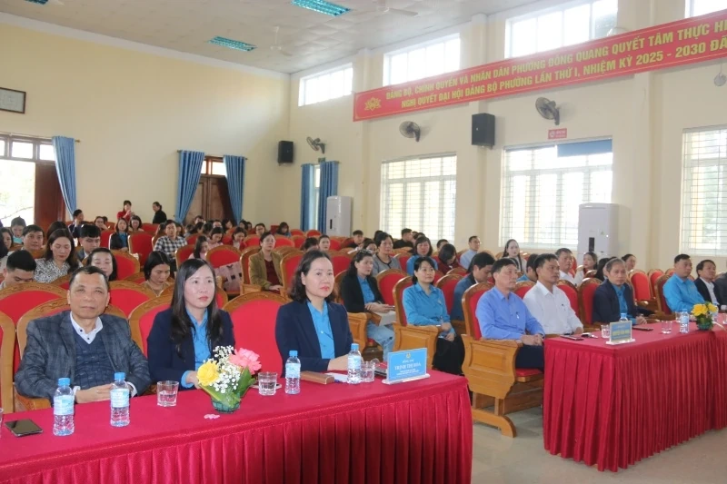 C&ocirc;ng đo&agrave;n phường Đ&ocirc;ng Quang tổ chức chương tr&igrave;nh &ldquo;Tết Sum vầy - Xu&acirc;n ơn Đảng&rdquo;