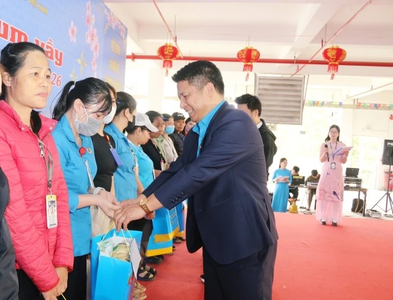 C&ocirc;ng ty TNHH Giầy Rollsport Việt Nam tổ chức chương tr&igrave;nh &ldquo;Tết sum vầy - Xu&acirc;n ơn Đảng&rdquo; năm 2026