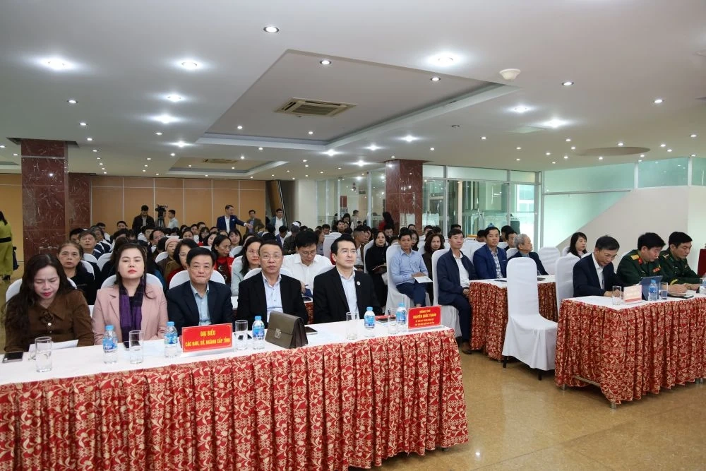 Năm 2025, Hội Chữ thập đỏ tỉnh trợ gi&uacute;p cho hơn 150.000 lượt người c&oacute; ho&agrave;n cảnh kh&oacute; khăn