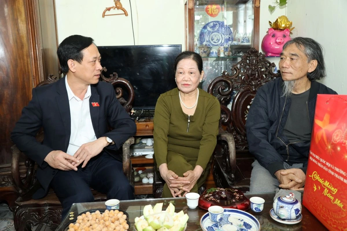 Ph&oacute; Trưởng Đo&agrave;n ĐBQH tỉnh Mai Văn Hải thăm, tặng qu&agrave; gia đ&igrave;nh ch&iacute;nh s&aacute;ch, hộ ngh&egrave;o nh&acirc;n dịp Tết Nguy&ecirc;n đ&aacute;n 2026