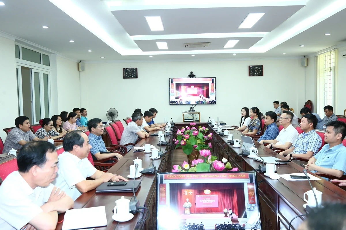Bế giảng lớp bồi dưỡng nâng cao năng lực xử lý tình huống thực tiễn cho cán bộ cơ sở