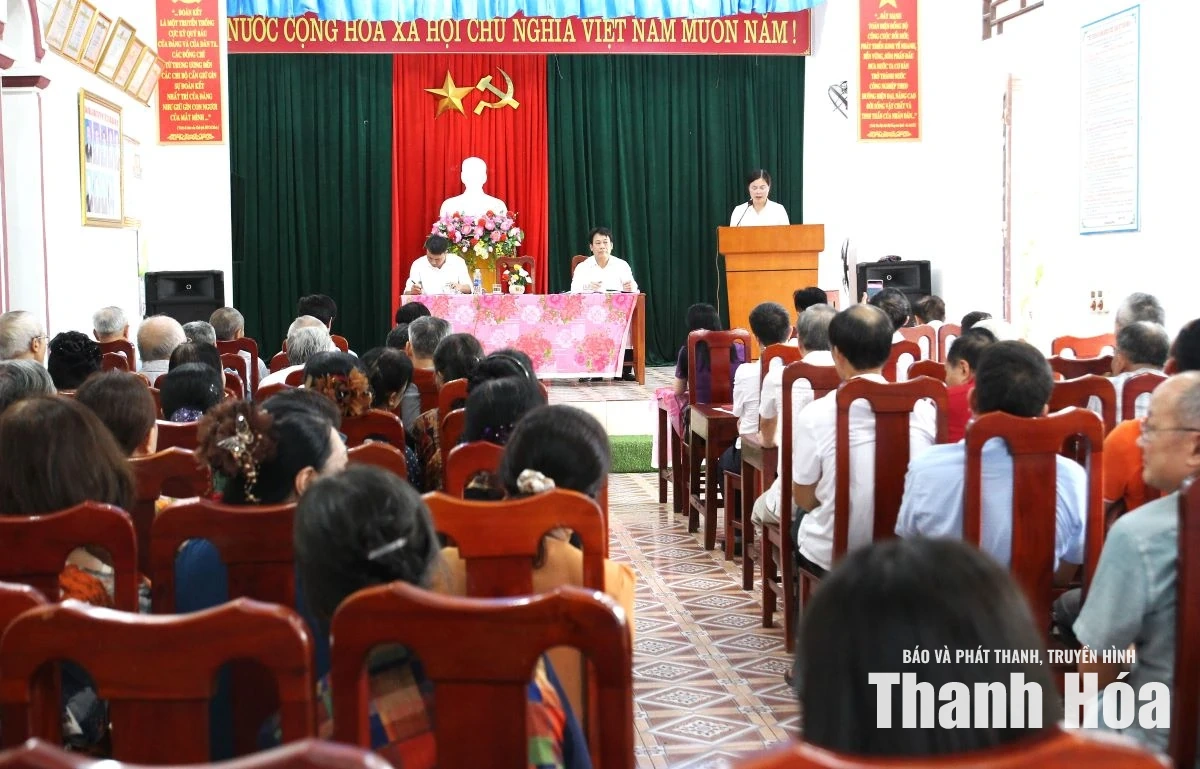 Chủ nhiệm Ủy ban Kiểm tra Tỉnh ủy Phạm Thị Thanh Thủy dự sinh hoạt Chi bộ thôn Hưng Long