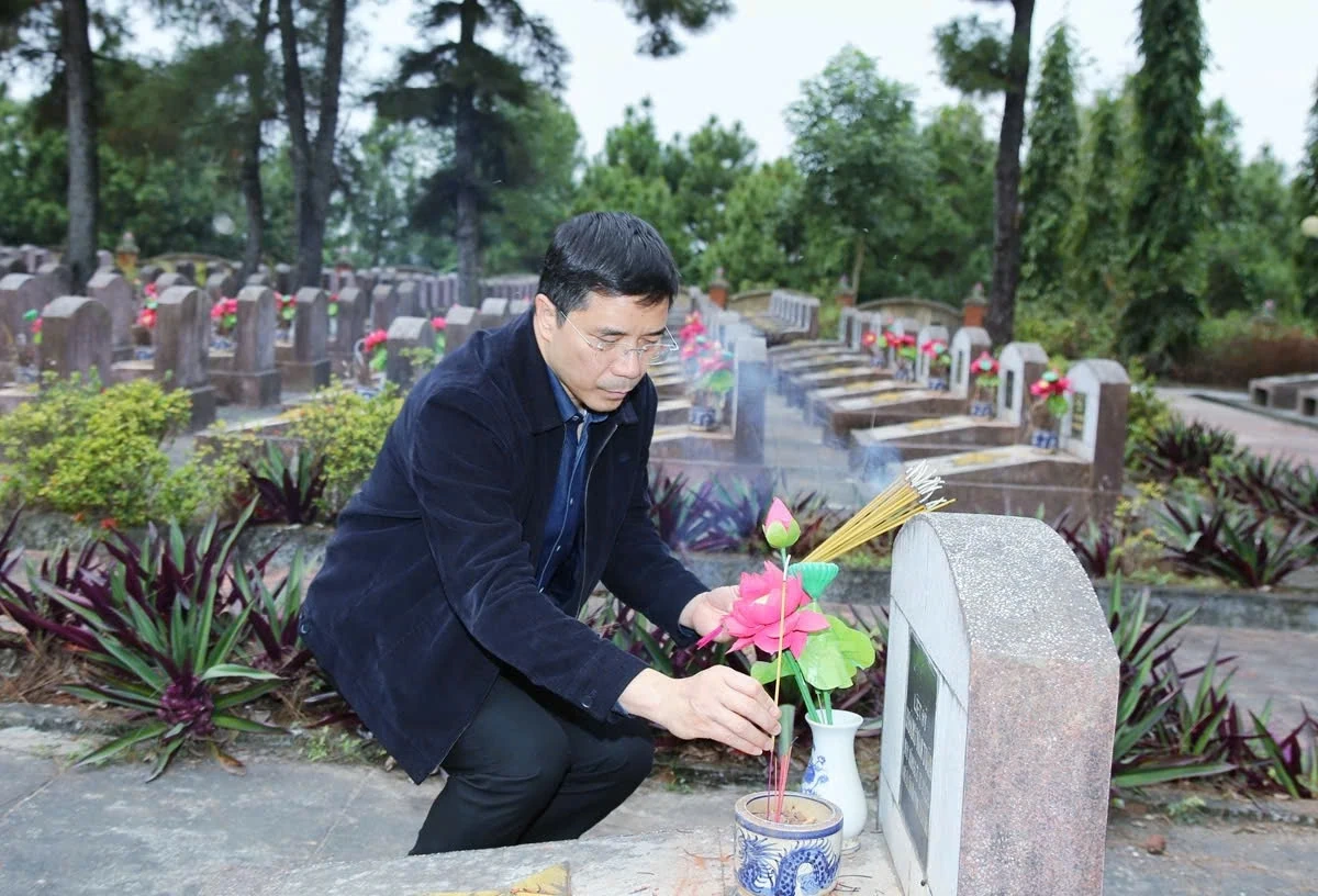 Quan t&acirc;m chăm lo cho c&aacute;c đối tượng ch&iacute;nh s&aacute;ch, người cao tuổi, hộ c&oacute; ho&agrave;n cảnh kh&oacute; khăn